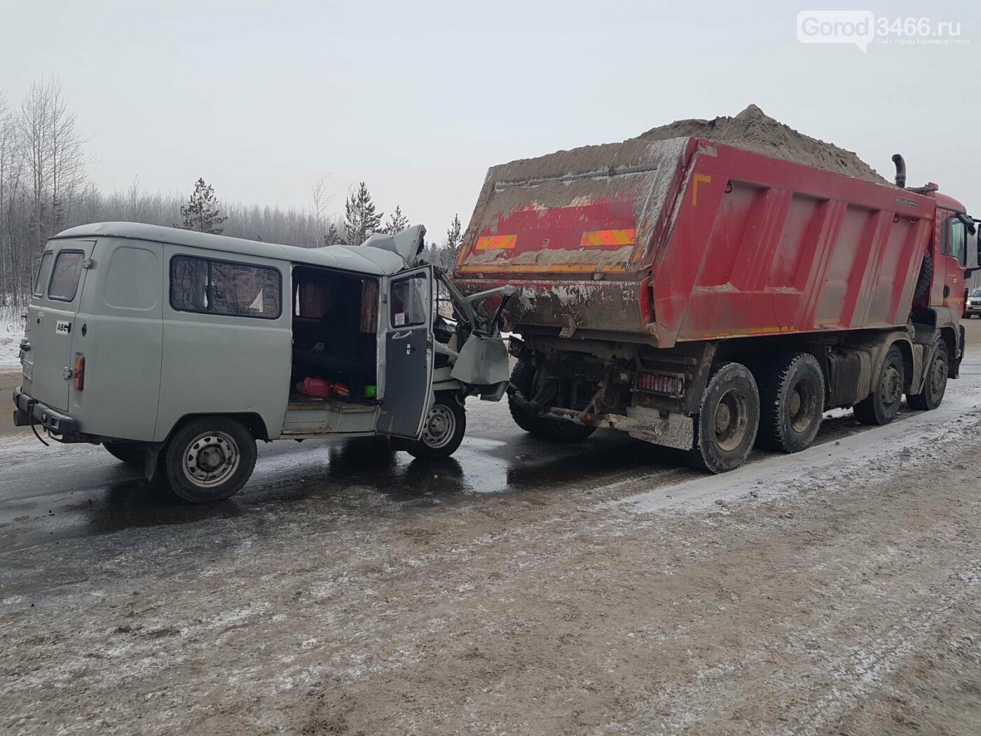 Пять человек пострадали в аварии на трассе «Нижневартовск – Радужный»