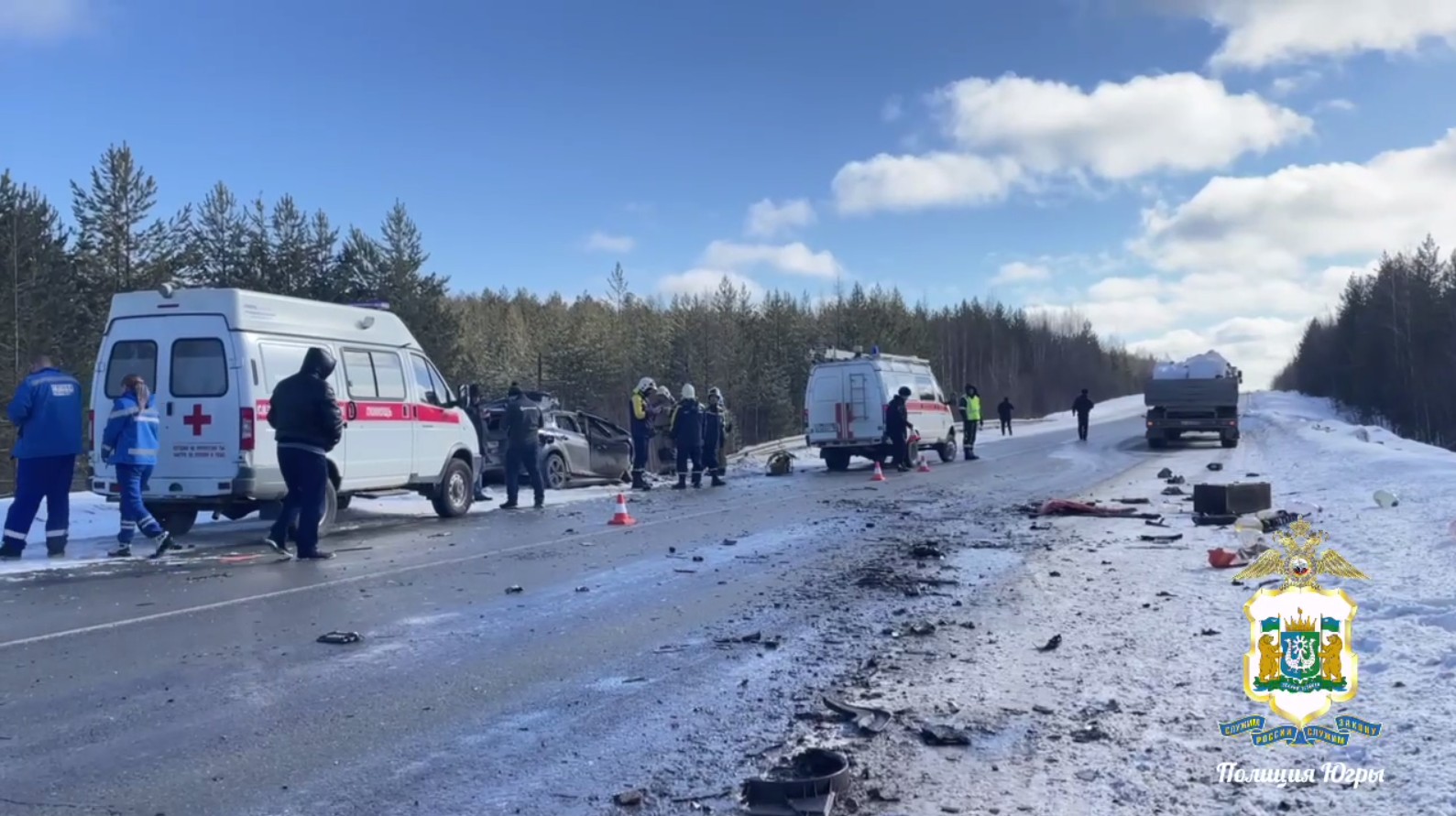 Три человека, в том числе ребенок, погибли в ДТП на трассе в Югре