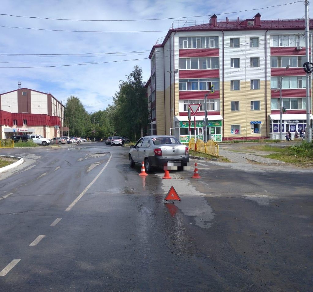 В массовом ДТП в Мегионе пострадал ребенок | 20.07.2022 | Нижневартовск -  БезФормата