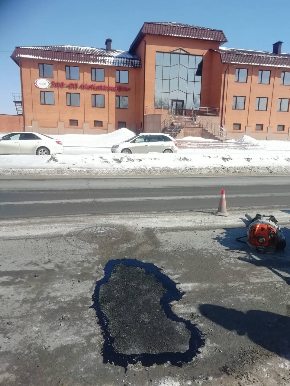 В Нижневартовске начался ямочный ремонт дорог | 20.04.2023 | Нижневартовск  - БезФормата