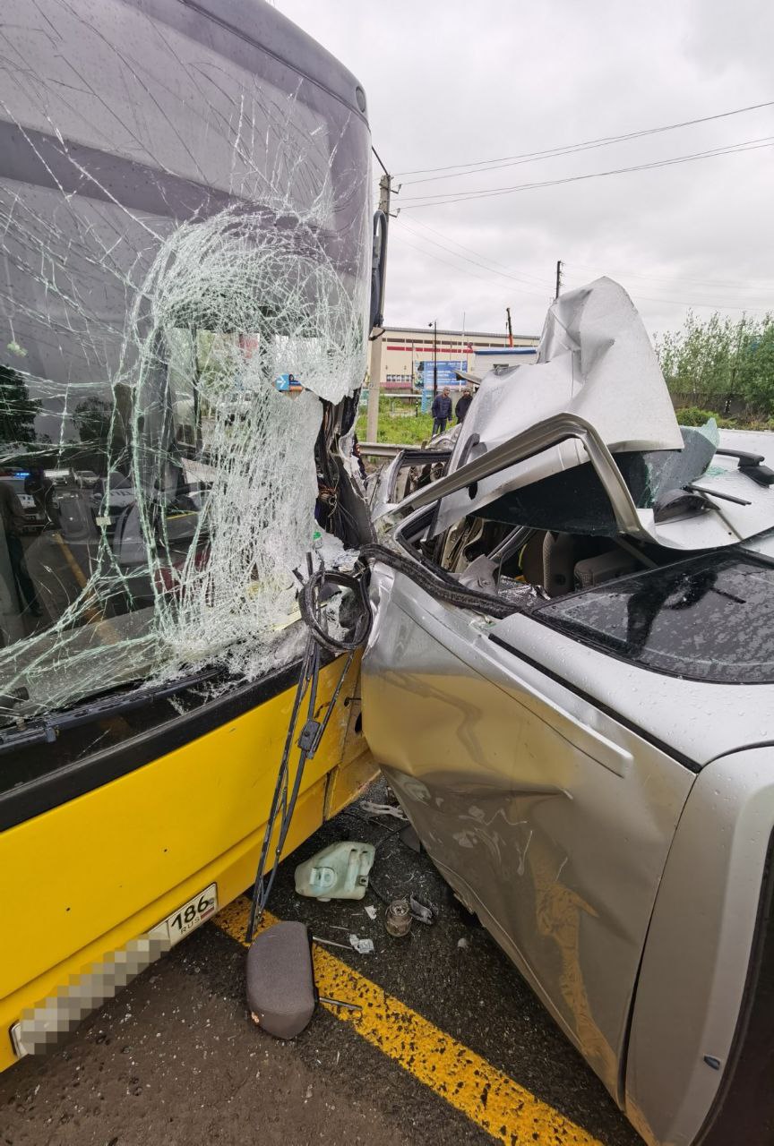 В Югре произошло смертельное ДТП с автобусом | 22.06.2023 | Нижневартовск -  БезФормата